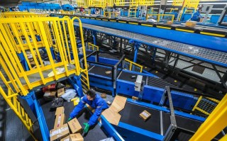 中通2025年具体上班时间是什么时候？