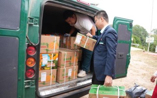 邮政储蓄大客户为何发快递？