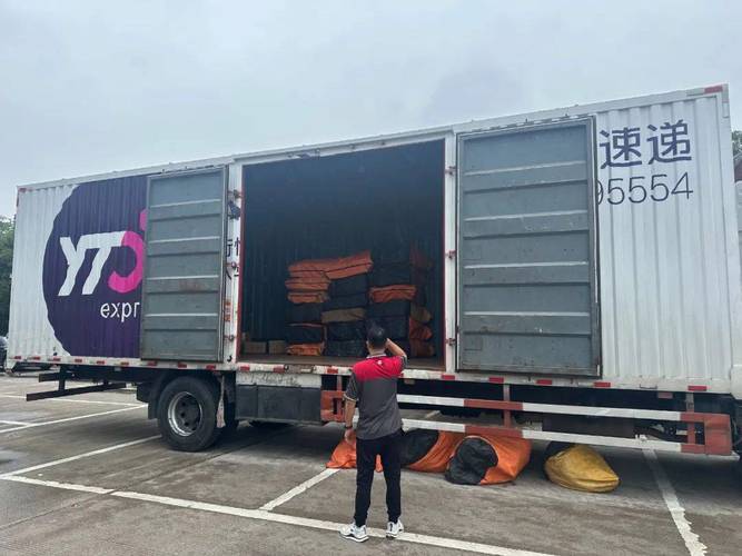 乌鲁木齐圆通快递中转现状如何？-第1张图片-陕西物流货运