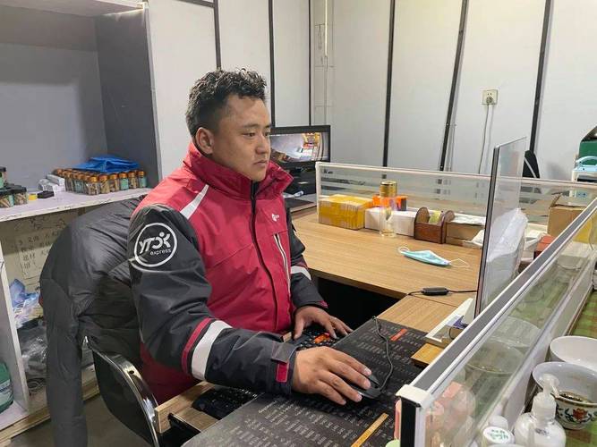 圆通快递小哥上班时间-第1张图片-陕西物流货运 圆通快递小哥上班时间-第1张图片-陕西物流货运