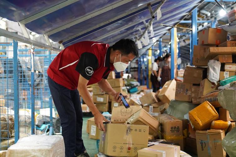 上海圆通快递人工客服怎么联系?-第1张图片-陕西物流货运 上海圆通快递人工客服怎么联系?-第1张图片-陕西物流货运