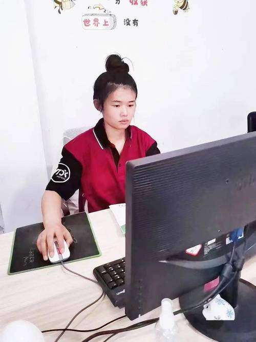 圆通快递人工客服电话怎么打？-第1张图片-陕西物流货运