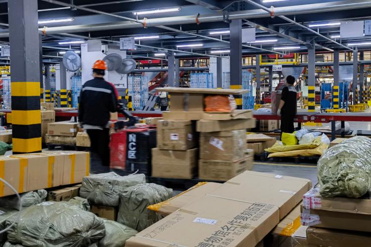 西安顺丰快递服务怎么样?-第2张图片-陕西物流货运 西安顺丰快递服务怎么样?-第2张图片-陕西物流货运